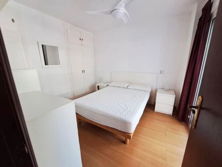 Apartamento de alquiler en Calle de Ramón Gómez de la Serna, 21, Playa de la Fontanilla - Photo 5