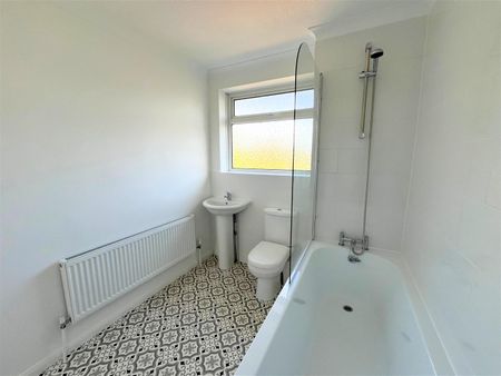 Abbey Drive, St. Leonards-On-Sea, TN38 8BD - Photo 5