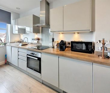 1 bedroom property to rent - Photo 4