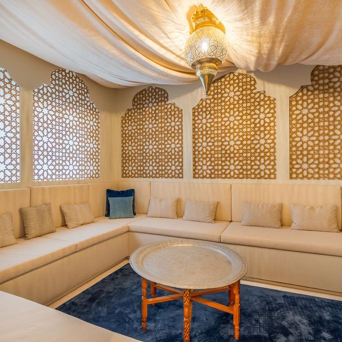 Luxury Villa for rent in The Golden Mile, Marbella, Andalusia - Photo 1