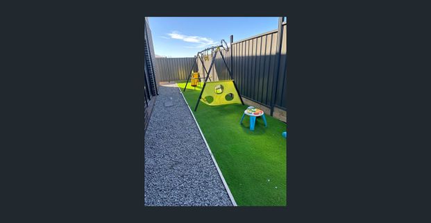 Contemporary Family Living: Spacious Four-Bedroom Sanctuary in Truganina - Photo 1