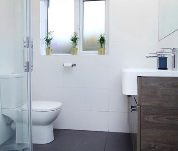 Muirfield Room 2 - Photo 2