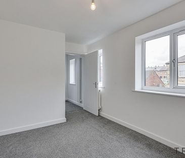 4 bedroom townhouse to rent - Photo 2