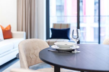 Charles Clowes Walk, London, SW11 flat to rent - Photo 4