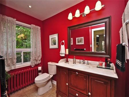 For Lease - 9 Alexander Street, Brampton, Ontario - Photo 4