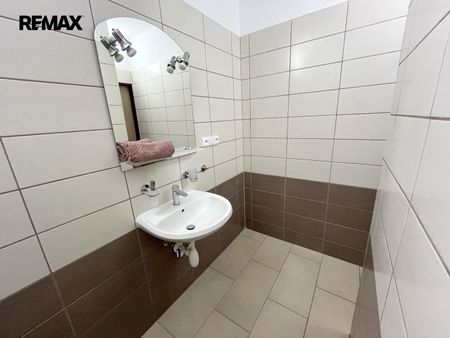 Pronájem bytu 1+1 v osobním vlastnictví 42 m², Strakonice - Photo 4