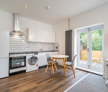 Flat 1A, 16 Clarendon Road, LS2 9NN, Leeds - Photo 4
