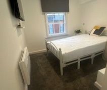 Room 1, Swan Street, Warwick - Photo 3