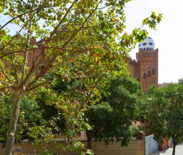 Carrer de la Diputació, Barcelona, Catalonia 08013 - Photo 6