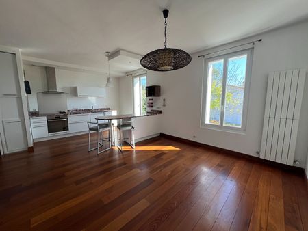 Location Appartement 4 pièces 134m² - Photo 4