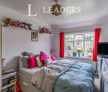 Copse Close, RH19 - Photo 4