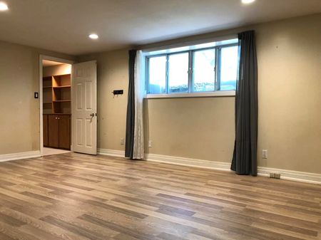 For Lease - 64 Mildenhall Road, Toronto, Ontario - Photo 2