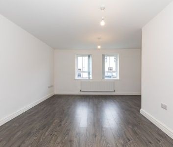 Preston Road, Standish, WN6 0NP - Photo 2