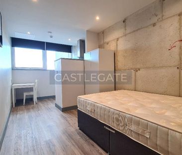 Studio to rent - Photo 4