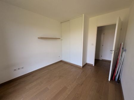 Location Appartement 3 pièces 58m² MARCQ EN BAROEUL 59700 - Photo 2