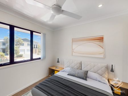 3 Bedroom 2 Level townhouse - Photo 4