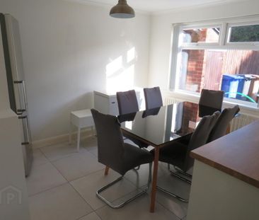 44 Hollymount, Belfast, BT10 0GN - Photo 3