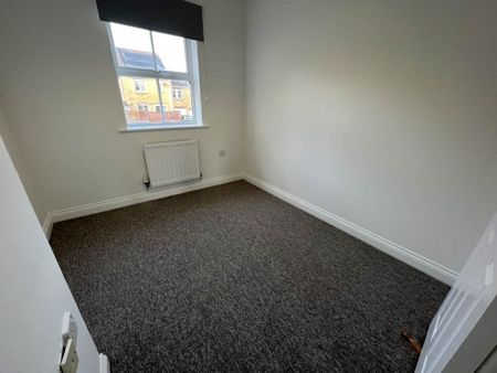 4 bedroom house to rent - Photo 2