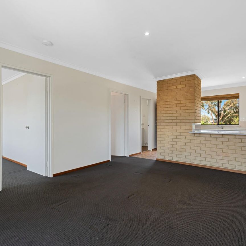 Heart of Fremantle! - Photo 1