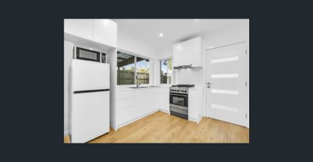 Modern Granny Flat in the Heart of Edmondson Park - Photo 2