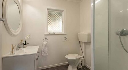 Location Location - Photo 3