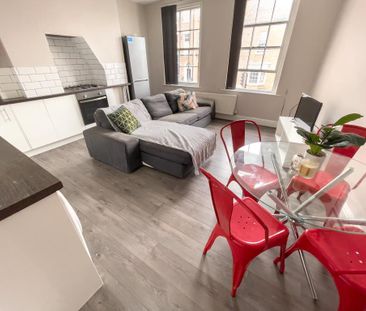 5 bedroom terraced house to rent - Photo 1