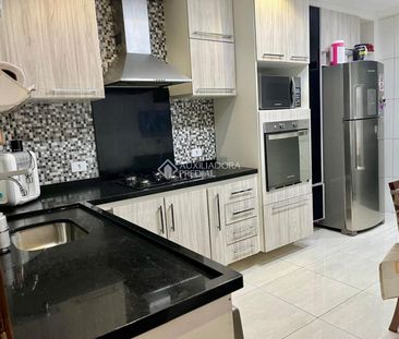 Sobrado com 3 quartos e 300m² para alugar em Vila Luzita, Santo André. - Foto 3