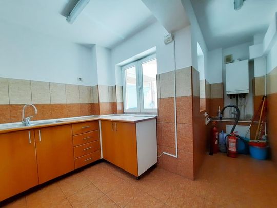 Inchirieri Apartamente 4 camere Bucuresti - Fotografie 1