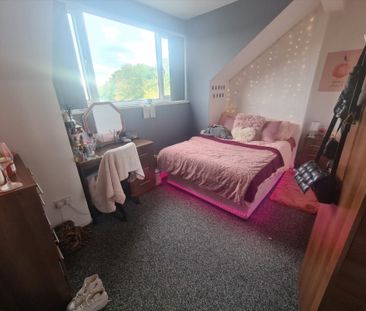 6 Bed - 14 Ashville View, Hyde Park, Leeds - LS6 1LT - Student - Photo 5