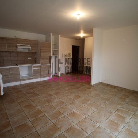 A LOUER - APPARTEMENT SORGUES - 2 pièces 49.27m² - Photo 3