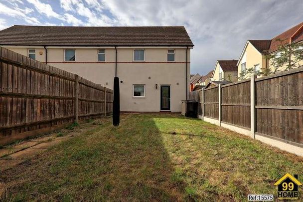 Pearl Square, Chelmsford, Essex, CM2 - Photo 1