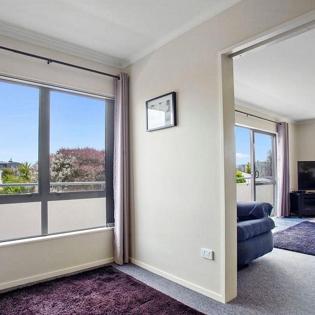 Short-Term Rental - Fully furnished 2-bedroomunit - Photo 1