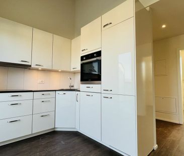 Totalsanierte 2.5-Zimmer-Wohnung mit Balkon und eigenem Waschturm - Foto 6