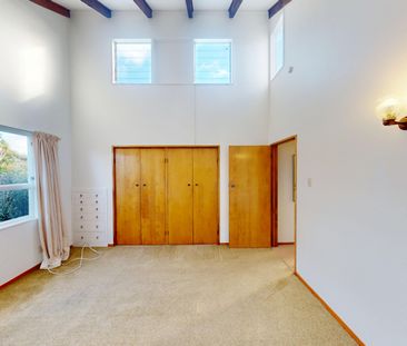 City Centre - 2 Bedrooms - Photo 3