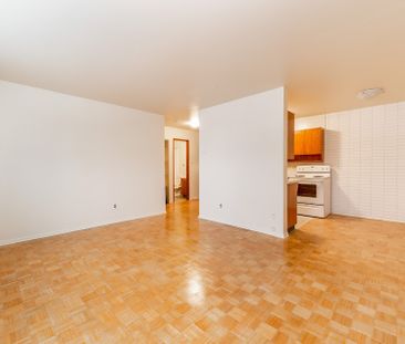 Unit 302 - Photo 1