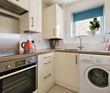 1 bedroom flat to rent - Photo 6