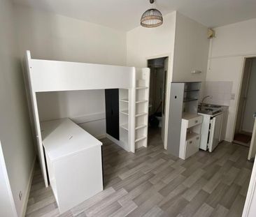 Location Appartement 1 pièce 14m² ANGERS 49100 - Photo 6
