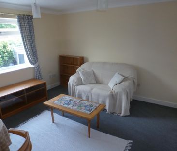 Whitley Close, Lincoln, Skellingthorpe - Photo 2