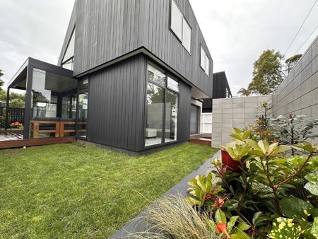 Effortless Living - thoughtfully designed - Photo 2