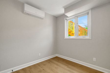 For Lease - 1952 Othello Avenue Unit# 2, Elmvale Acres and Area, Ontario - Photo 3