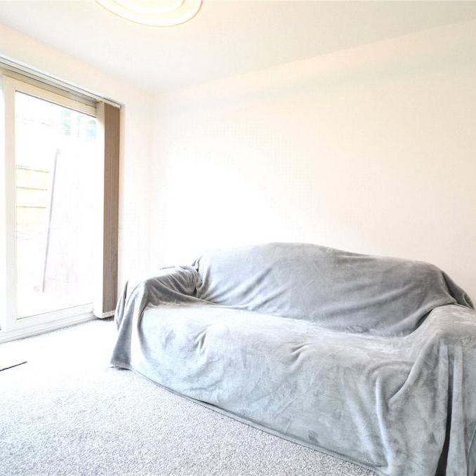 5 bedroom terraced house to rent - Photo 1