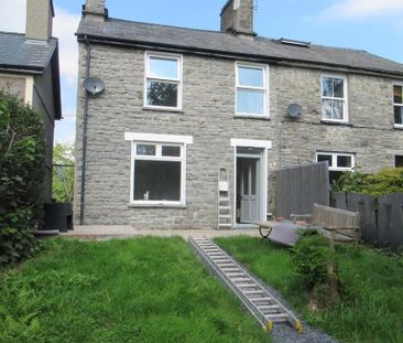 3 bedroom semi-detached house to rent - Photo 2