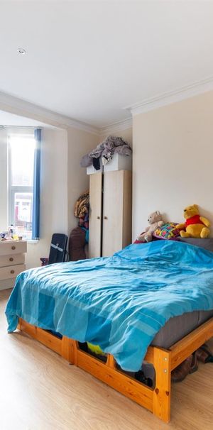 2 bed flat to rent in Mowbray Street, Newcastle Upon Tyne, NE6 - Photo 2