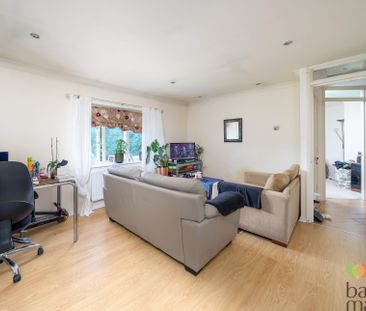 1 Fallowfields Drive, North Finchley - Photo 2