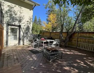 Walkout Basement 1 Bedroom Suite | 102 Dalgleish Bay Northwest, Calgary - Photo 1