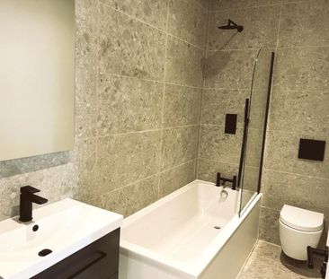 1 bedroom flat to rent - Photo 6