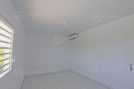 Location Appartement 3 pièces 75m² CAYENNE 97300 - Photo 2
