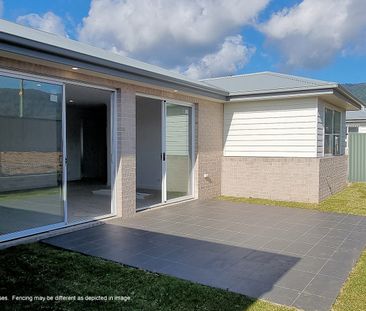 Modern Villa - Ready for Elegant Living! - Photo 3