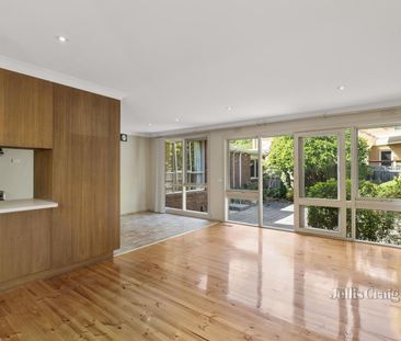 20 Hillside Road, Mount Waverley - Photo 6
