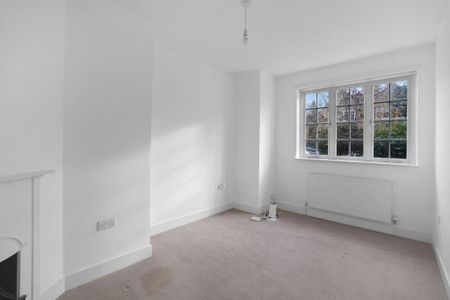 2 bedroom maisonette to rent - Photo 3